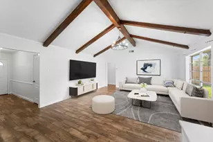 9735 Kemp Forest Dr, Houston, TX 77080 - Photo 6