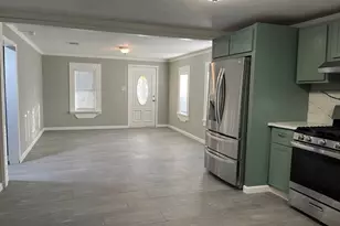 1806 N Ave S, Freeport, TX 77541 - Photo 12