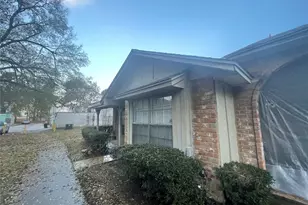12335 W Village Dr, Houston, TX 77039 - Photo 4
