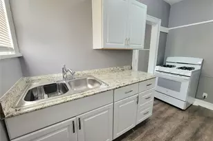 1238 Peden St, Houston, TX 77006 - Photo 12