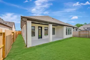 12319 Hackberry Dr, Mont Belvieu, TX 77523 - Photo 6