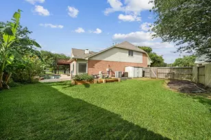 3302 Long Meadow Ct, Pearland, TX 77584 - Photo 46