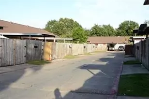 7423 Cook Rd, Houston, TX 77072 - Photo 12