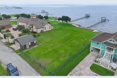 1714 Roscoe Street, La Porte, TX 77571 - Photo 1