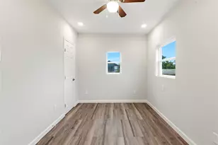 7010 Brownsville St, Houston, TX 77020 - Photo 14