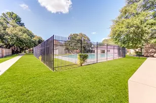 7965 Kendalia Dr, Houston, TX 77036 - Photo 38
