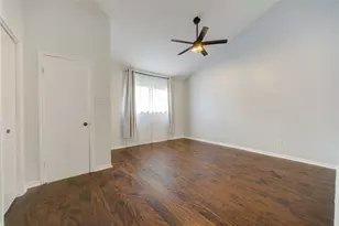 7965 Kendalia Dr, Houston, TX 77036 - Photo 32