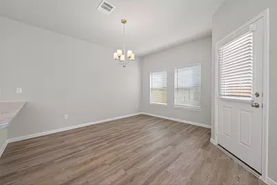 518 Emerald Thicket Lane, Houston, TX 77336 - Photo 8