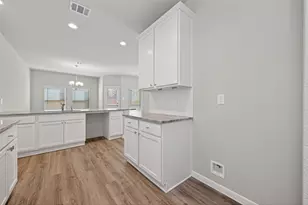 518 Emerald Thicket Ln, Houston, TX 77336 - Photo 16