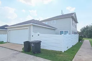 1707 Nichole Woods Dr, Houston, TX 77047 - Photo 4