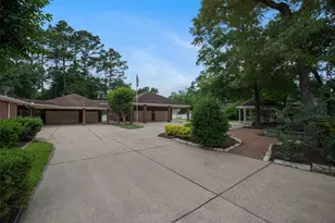 700 Carriage Hills Blvd, Conroe, TX 77384 - Photo 4