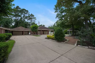 700 Carriage Hills Boulevard, Conroe, TX 77384 - Photo 4