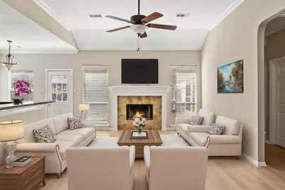 4502 Casey Circle, Sugar Land, TX 77479 - Photo 10