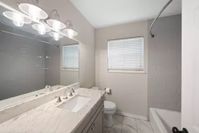 5203 Chantilly Lane, Houston, TX 77092 - Photo 20