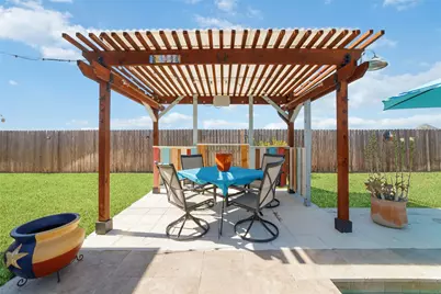 2402 Crossvine Drive, Katy, TX 77494 - Photo 36