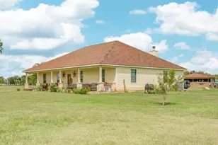 24910 Fm 2004 Rd, Angleton, TX 77515 - Photo 4