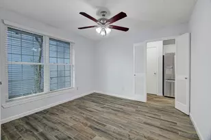 17306 Huntersglen Cir, Humble, TX 77396 - Photo 8