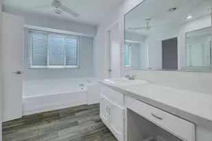 17306 Huntersglen Cir, Humble, TX 77396 - Photo 20