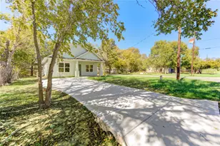 1309 Smith St, Navasota, TX 77868 - Photo 38