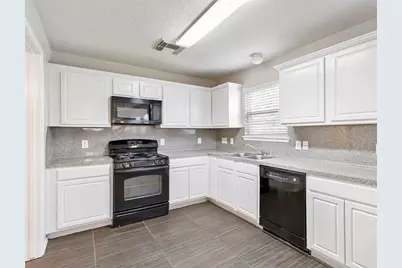 11015 Shumard Oak Court, Houston, TX 77065 - Photo 2