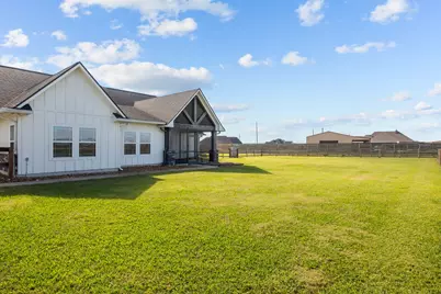 756 Angus Trail, Angleton, TX 77515 - Photo 32