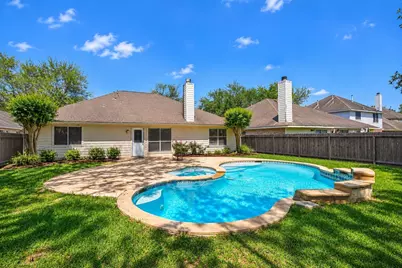 827 N Wellsford Drive, Pearland, TX 77584 - Photo 24