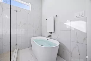 6112 De Campo St, Houston, TX 77091 - Photo 8