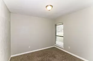 6914 Pickett Dr, Richmond, TX 77469 - Photo 14