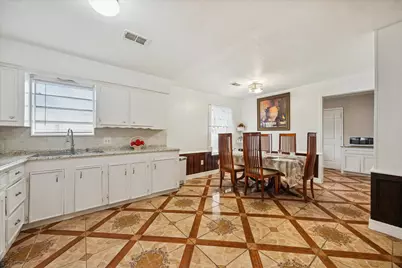 305 W Thomas Avenue, Pasadena, TX 77506 - Photo 8