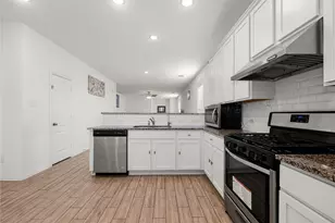 31303 Whitfield Ct, Fulshear, TX 77441 - Photo 10