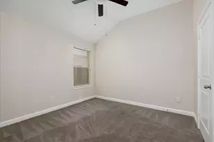 1906 Sonoma Breeze Dr, Houston, TX 77049 - Photo 26
