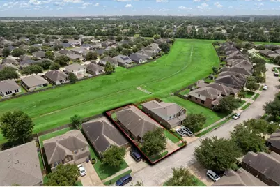 1906 Sonoma Breeze Drive, Houston, TX 77049 - Photo 32