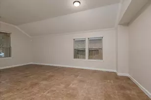 1906 Sonoma Breeze Dr, Houston, TX 77049 - Photo 10