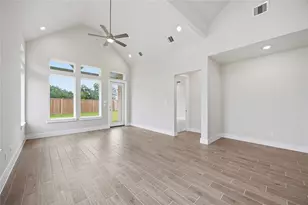 2851 Elm Crk Wy, Iowa Colony, TX 77583 - Photo 14