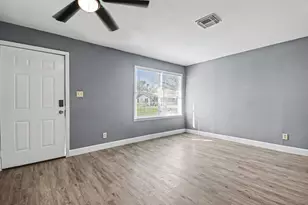 123 5th St, Brazoria, TX 77422 - Photo 10