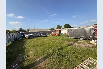 9631 Scott Street, Houston, TX 77051 - Photo 2