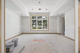 1050 W 42nd St, Houston, TX 77018 - Photo 12