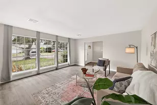 9110 Vickijohn Dr, Houston, TX 77031 - Photo 4
