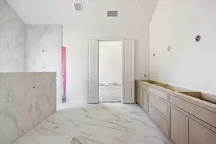 515 W 33rd St, Houston, TX 77018 - Photo 16