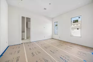 515 W 33rd St, Houston, TX 77018 - Photo 14