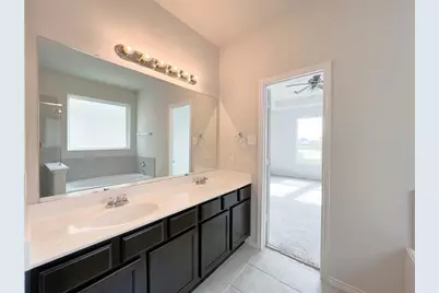 15502 Islandview Lane, Houston, TX 77053 - Photo 12