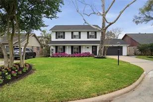 12515 Queensbury Ln, Houston, TX 77024 - Photo 22