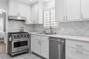 12515 Queensbury Ln, Houston, TX 77024 - Photo 8