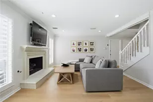 12515 Queensbury Ln, Houston, TX 77024 - Photo 4