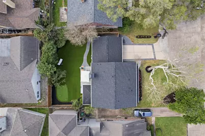 12515 Queensbury Lane, Houston, TX 77024 - Photo 24