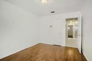 9610 S Hanworth Dr, Houston, TX 77031 - Photo 24