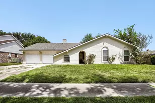 9610 S Hanworth Dr, Houston, TX 77031 - Photo 1