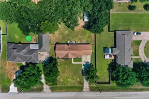 711 Baker Dr, Tomball, TX 77375 - Photo 36