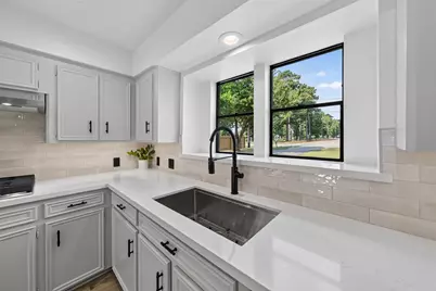711 Baker Drive, Tomball, TX 77375 - Photo 10