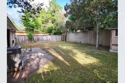 12875 Westella Drive, Houston, TX 77077 - Photo 24